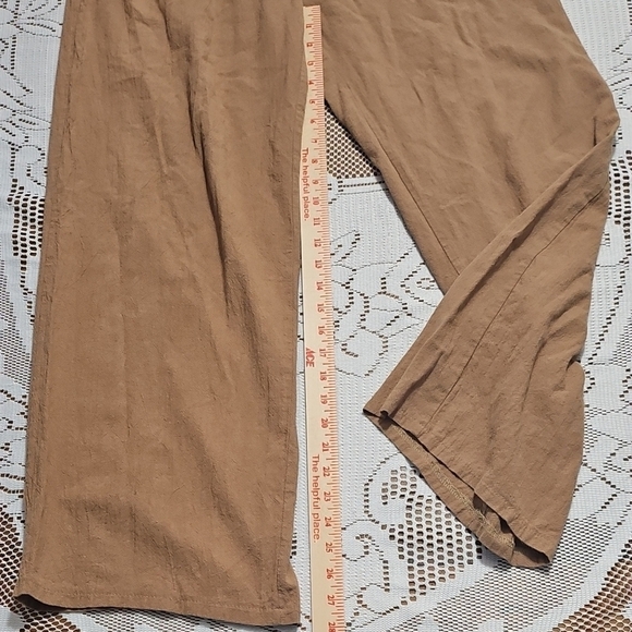 Women's Tan Wide-Leg Pants - Picture 3 of 9